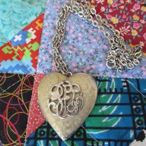 Vintage Estate Silver Tone Chain Heart Locket